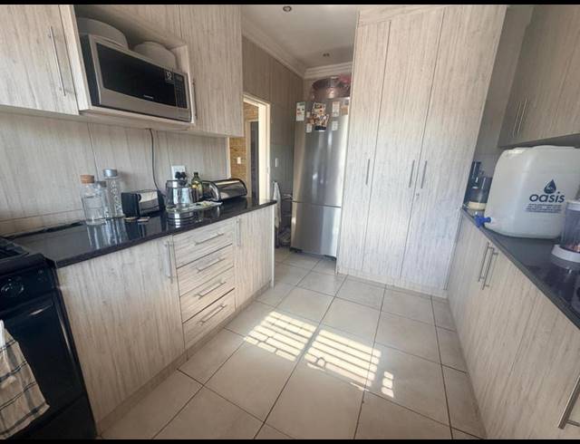 3 BEDROOM APARTMENT FOR SALE IN LAUDIUM